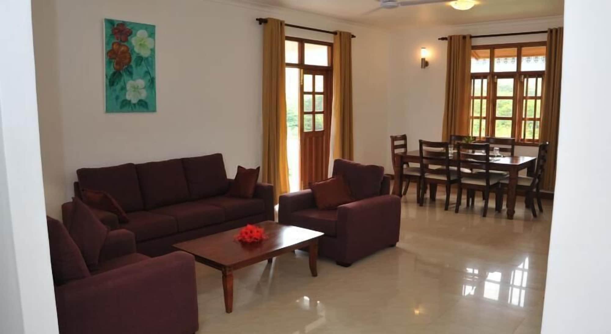 La Fontaine Holiday Apartment Бель-Омбр Экстерьер фото