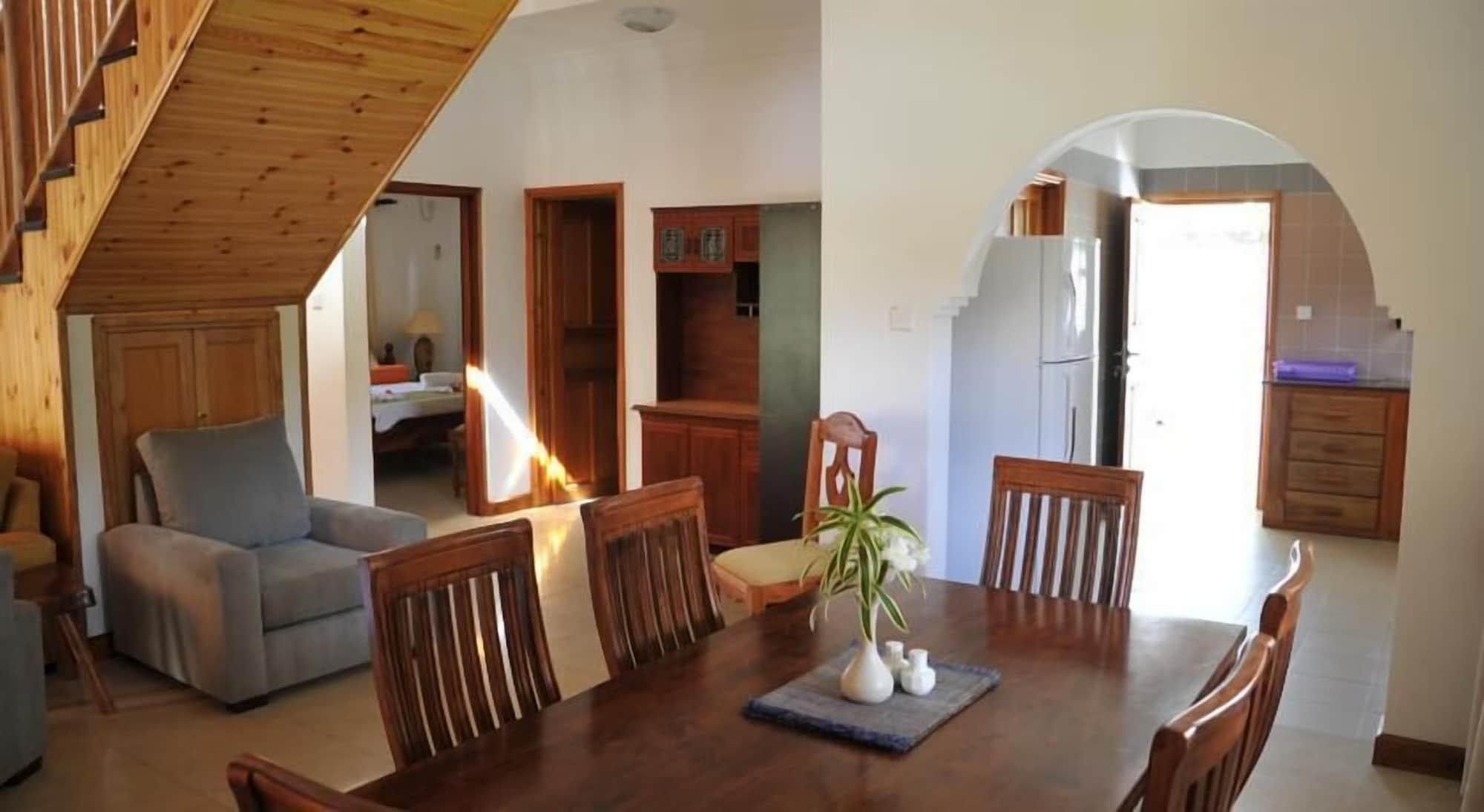 La Fontaine Holiday Apartment Бель-Омбр Экстерьер фото